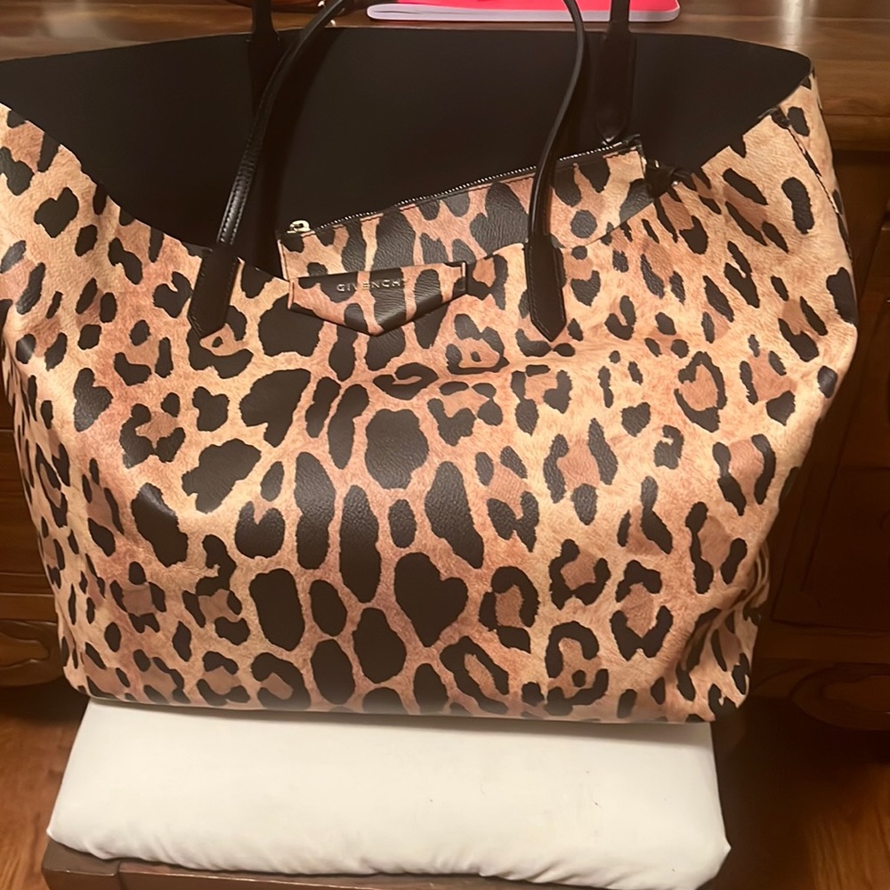 Given by toke bag and small bag